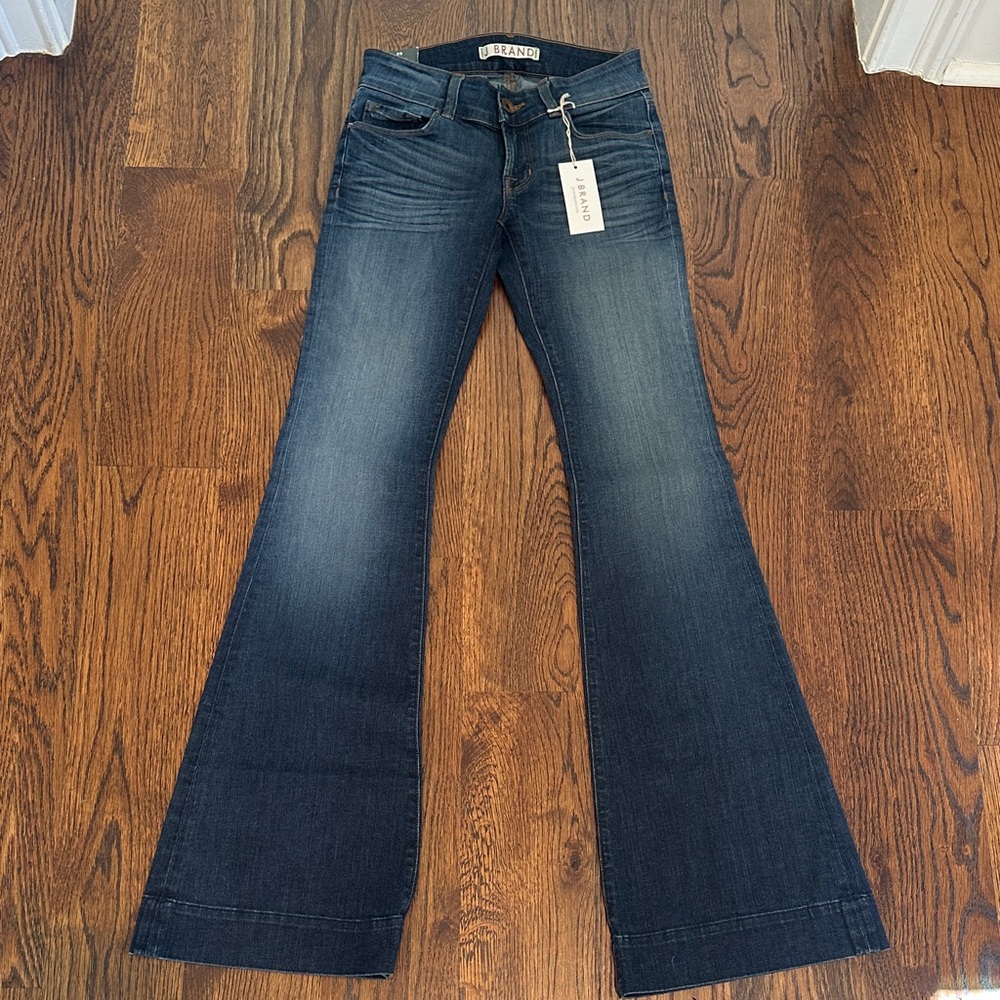 J Brand “Love Story” Low-Rise Bell bottom  - Dark Blue